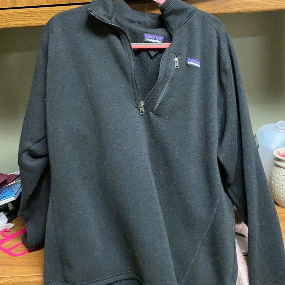 Patagonia men’s XL quarter zip
